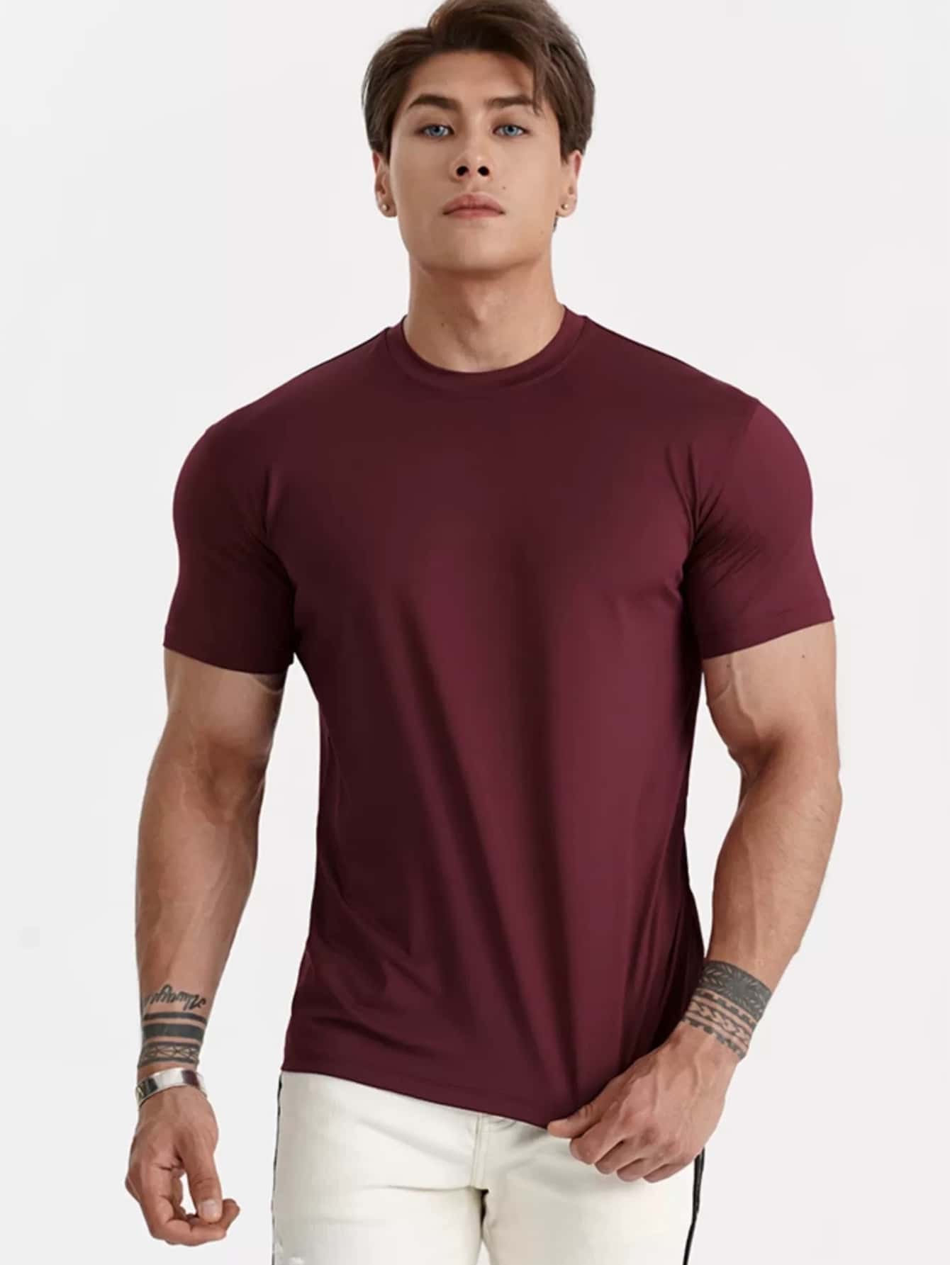 Camiseta masculina lisa manga curta com elastano malha ViscoLycra