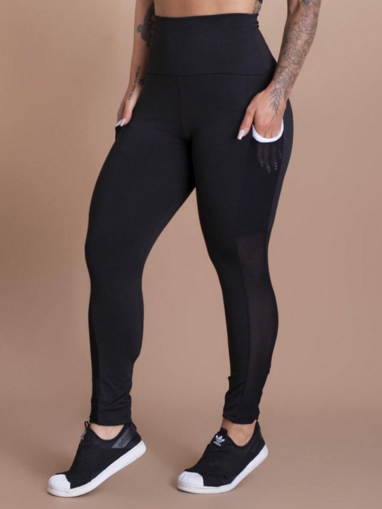 Calça Legging Cintura Alta Com Bolso Riviera