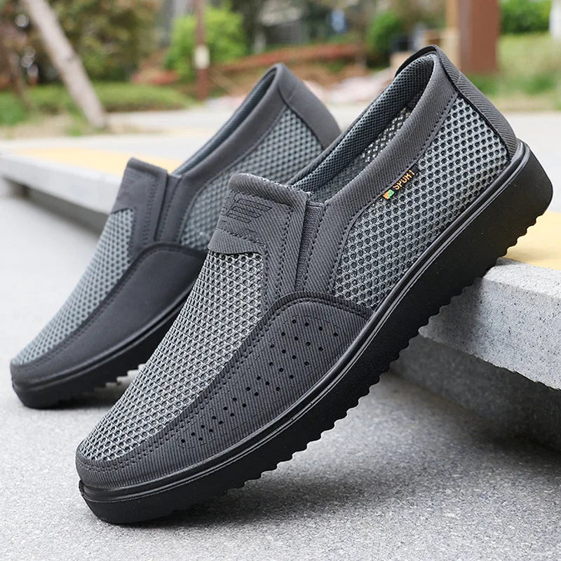 Michigan men's casual shoes